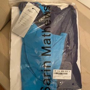 New never worn short sleeve tank top